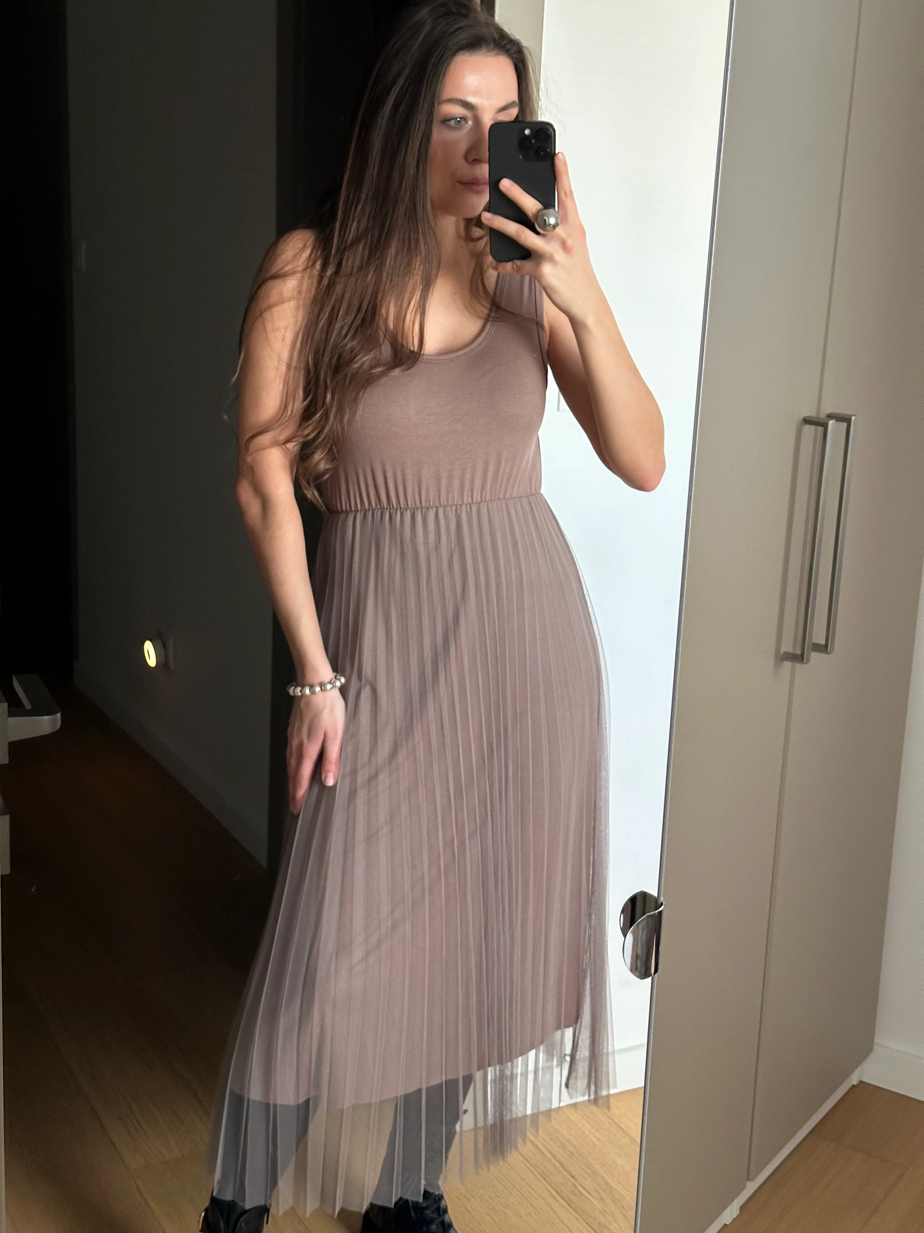 Oversized Pullover & Sleeveless Dress Set | TAUPE