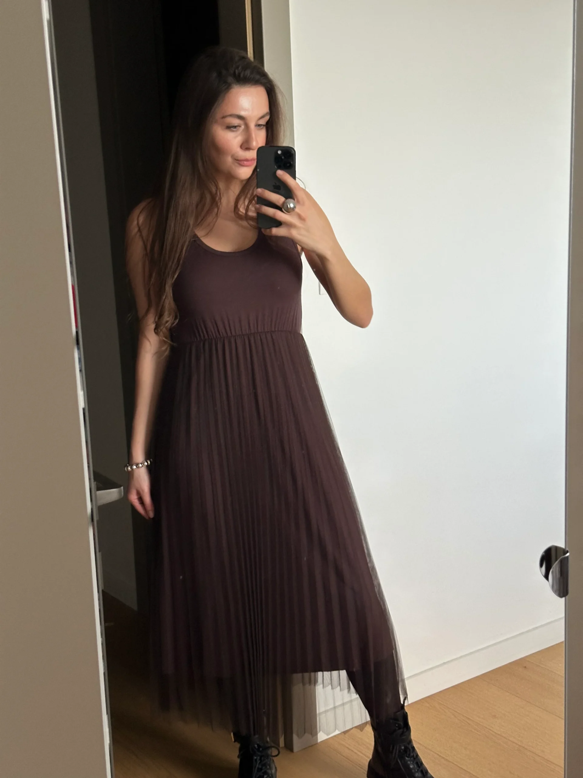 Oversized Pullover & Sleeveless Dress Set | CHOCOLATE Oversized Pullover & Sleeveless Dress Set | CHOCOLATE